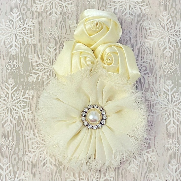 Floral Bridal Formal Hair Hat Coat Clothing Clip-on Accent Cream Satin & Chiffon - Picture 1 of 4